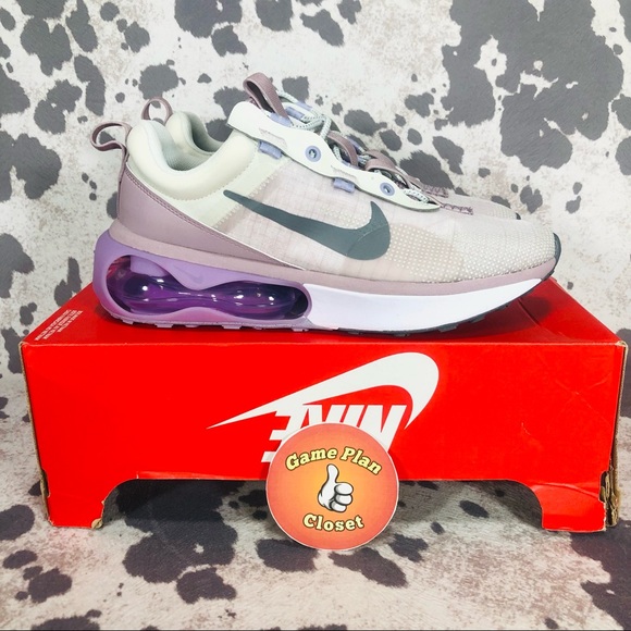 Nike Shoes - Nike WMNS Air Max 2021